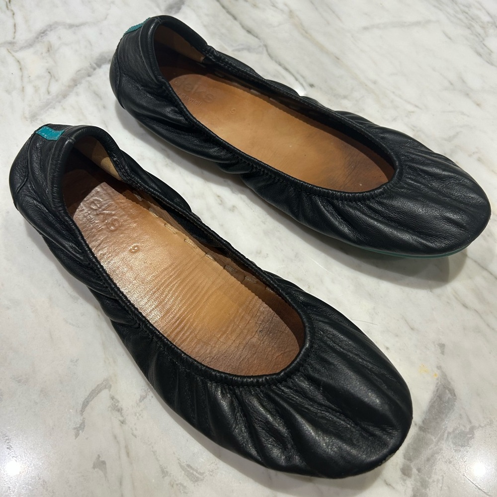 Tieks Matte Black Leather Flat Sz 9
